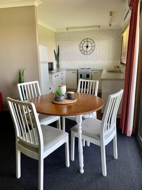 Montville Holiday Apartments Екстериор снимка