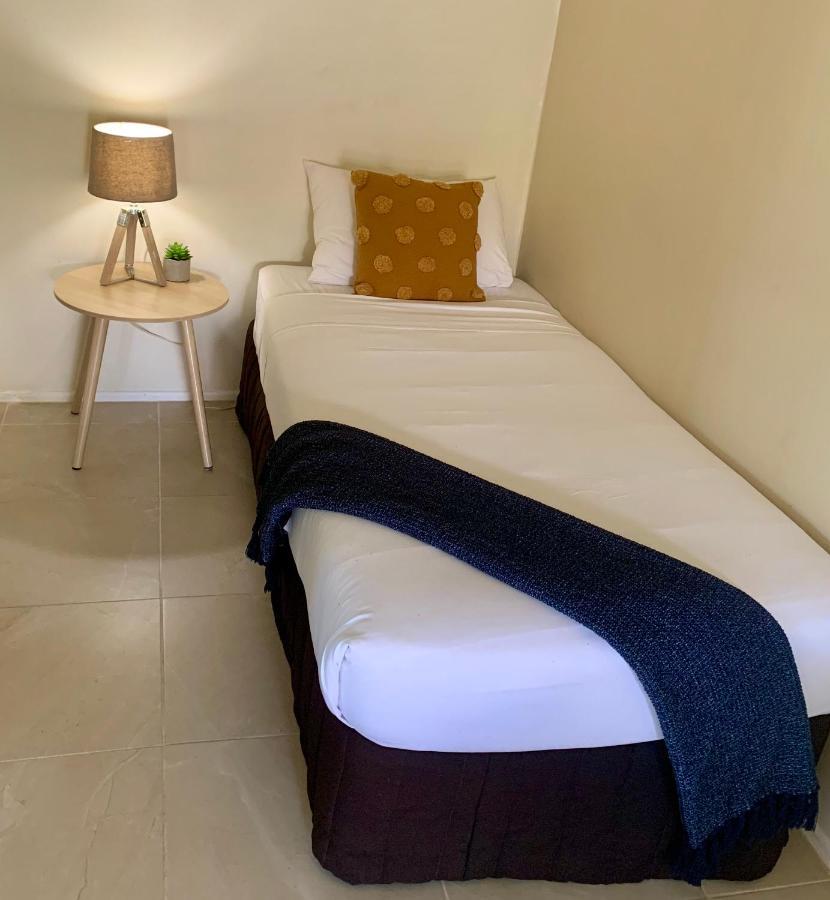 Montville Holiday Apartments Екстериор снимка